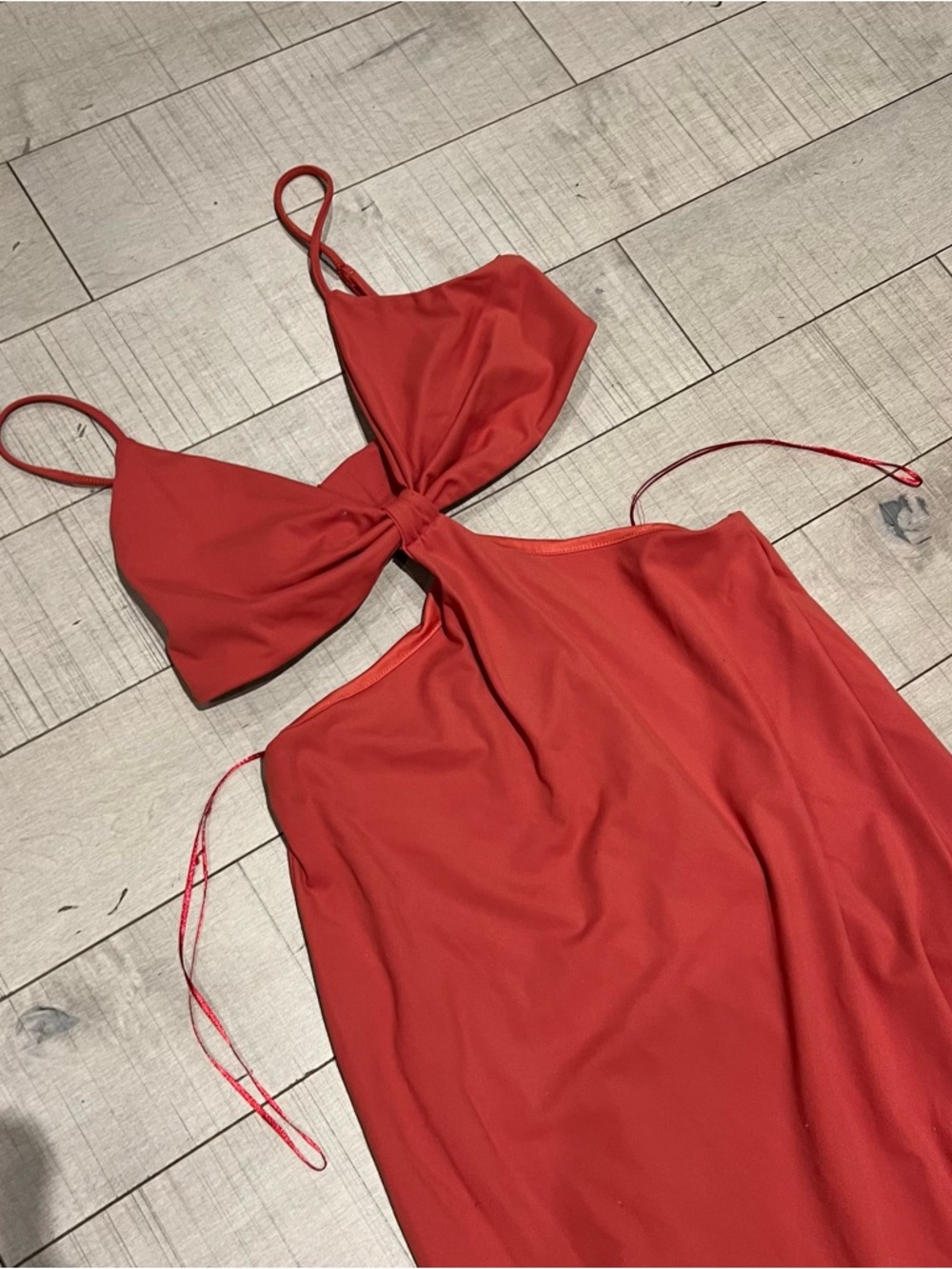 🌟 2/$50 🌟 Dynamite Knot-Front Cutout Midi Dress